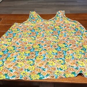 Great tank top by Suzanne Betro size 2x. One of my favorites